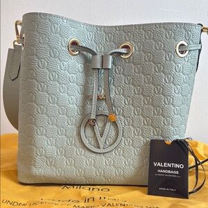 🌺 Valentino Sage Green Handbag